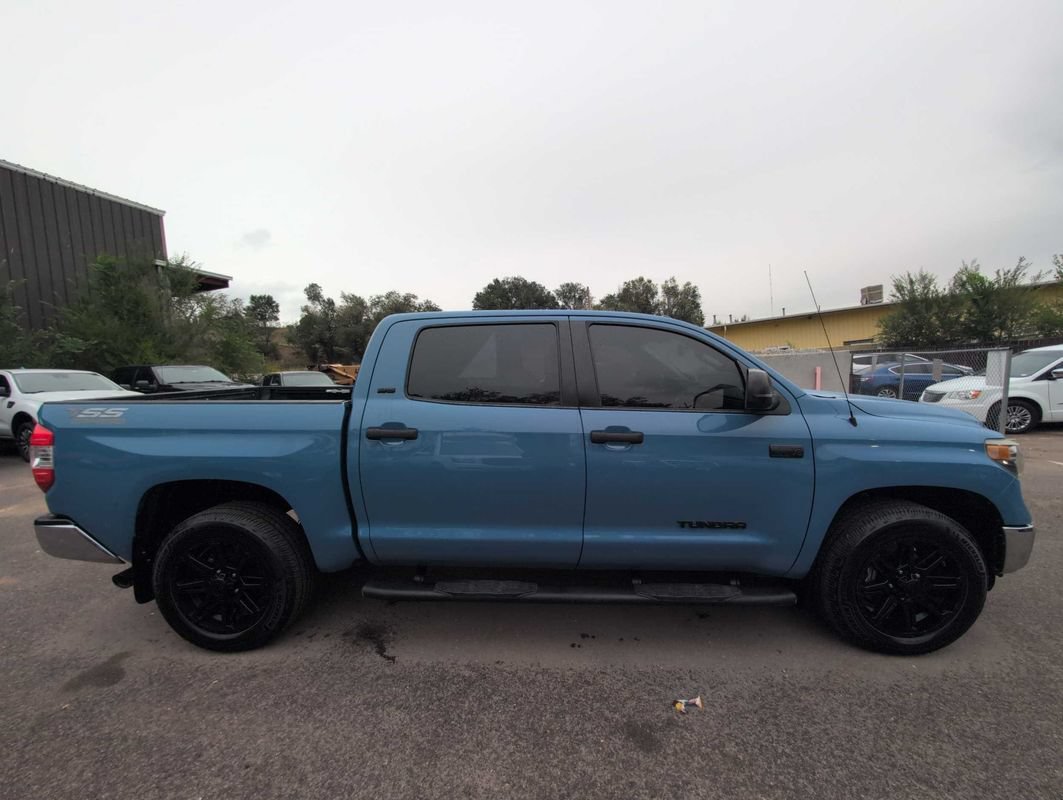 Used 2019 Toyota Tundra SR5 w/ SR5 Upgrade Package AWD/4WD image 8