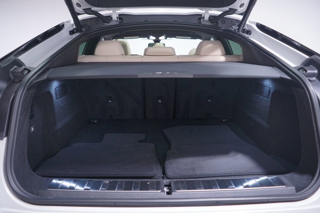 Used 2022 BMW X6 xDrive40i w/ M Sport Package image 23