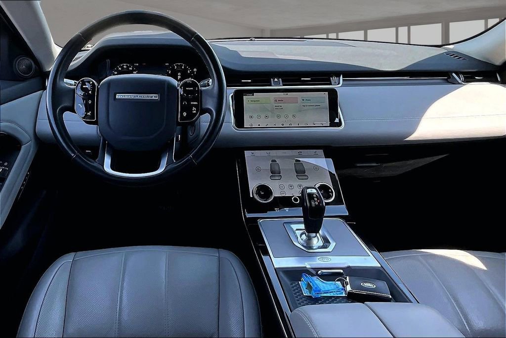 Used 2020 Land Rover Range Rover Evoque SE image 5