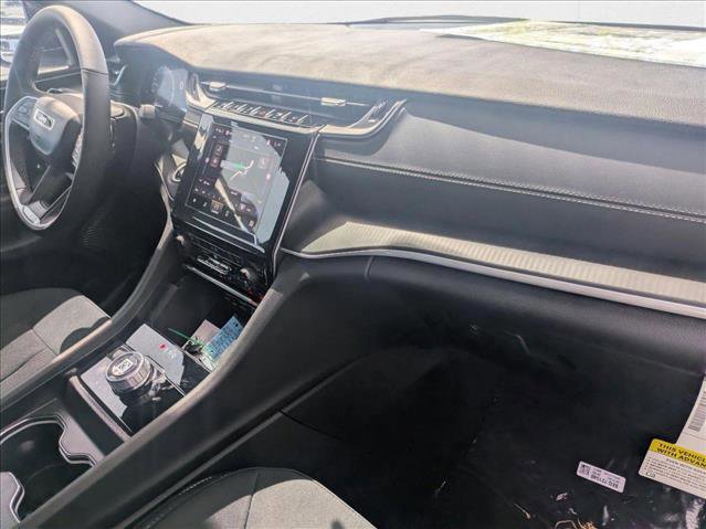 New 2025 Jeep Grand Cherokee L Laredo w/ Luxury Tech Group I image 10