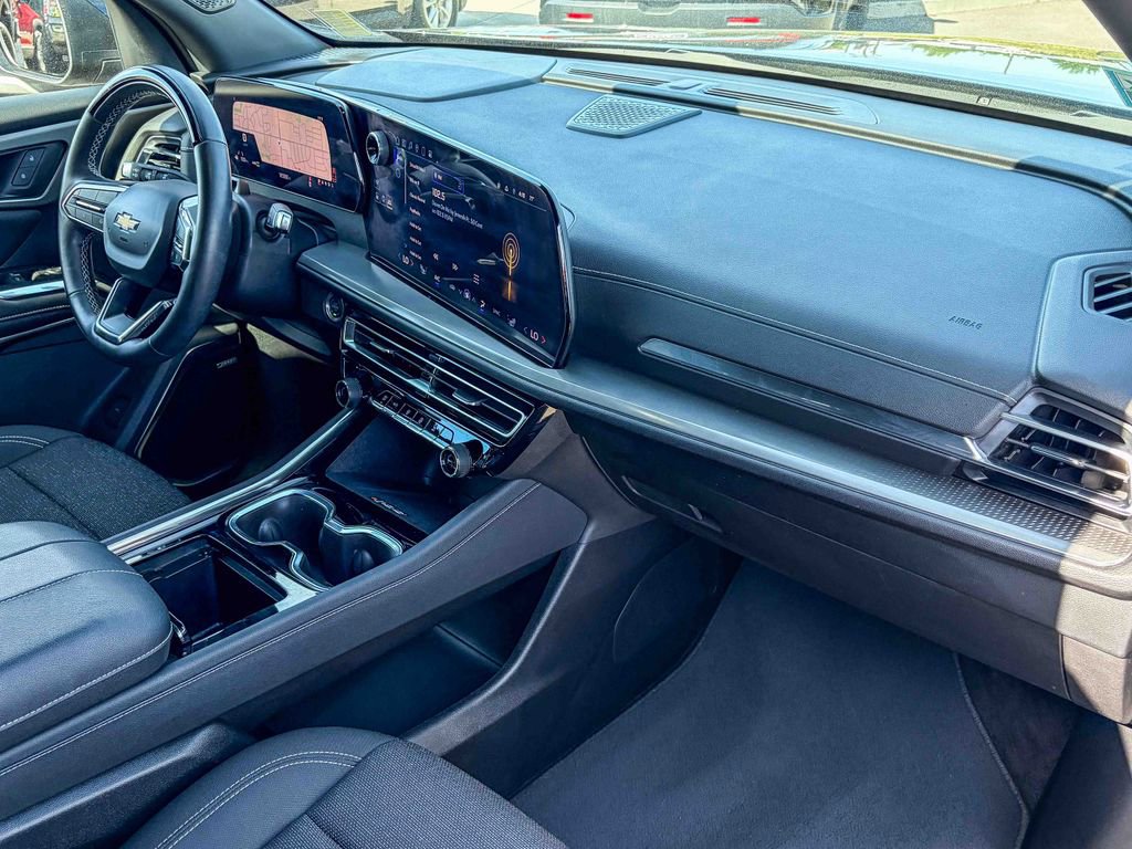 Used 2024 Chevrolet Traverse LT w/ Enhanced Driving Package image 36