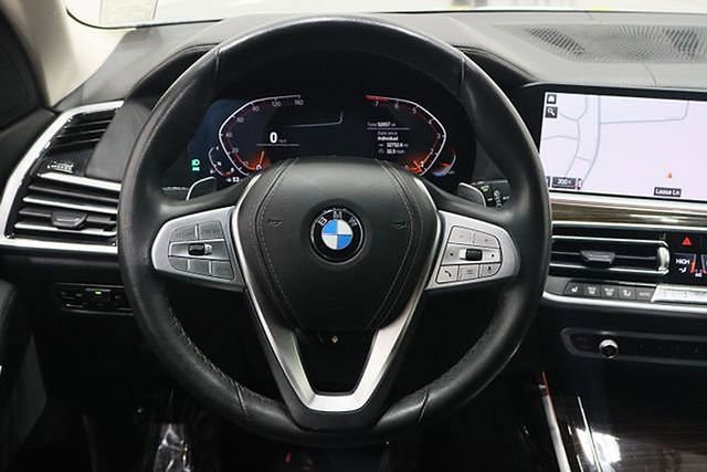 Used 2021 BMW X7 xDrive40i w/ Cold Weather Package image 27