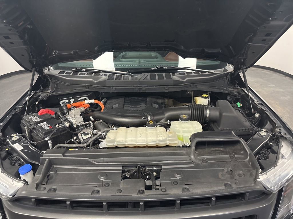 Used 2021 Ford F150 Lariat w/ Equipment Group 502A High image 19