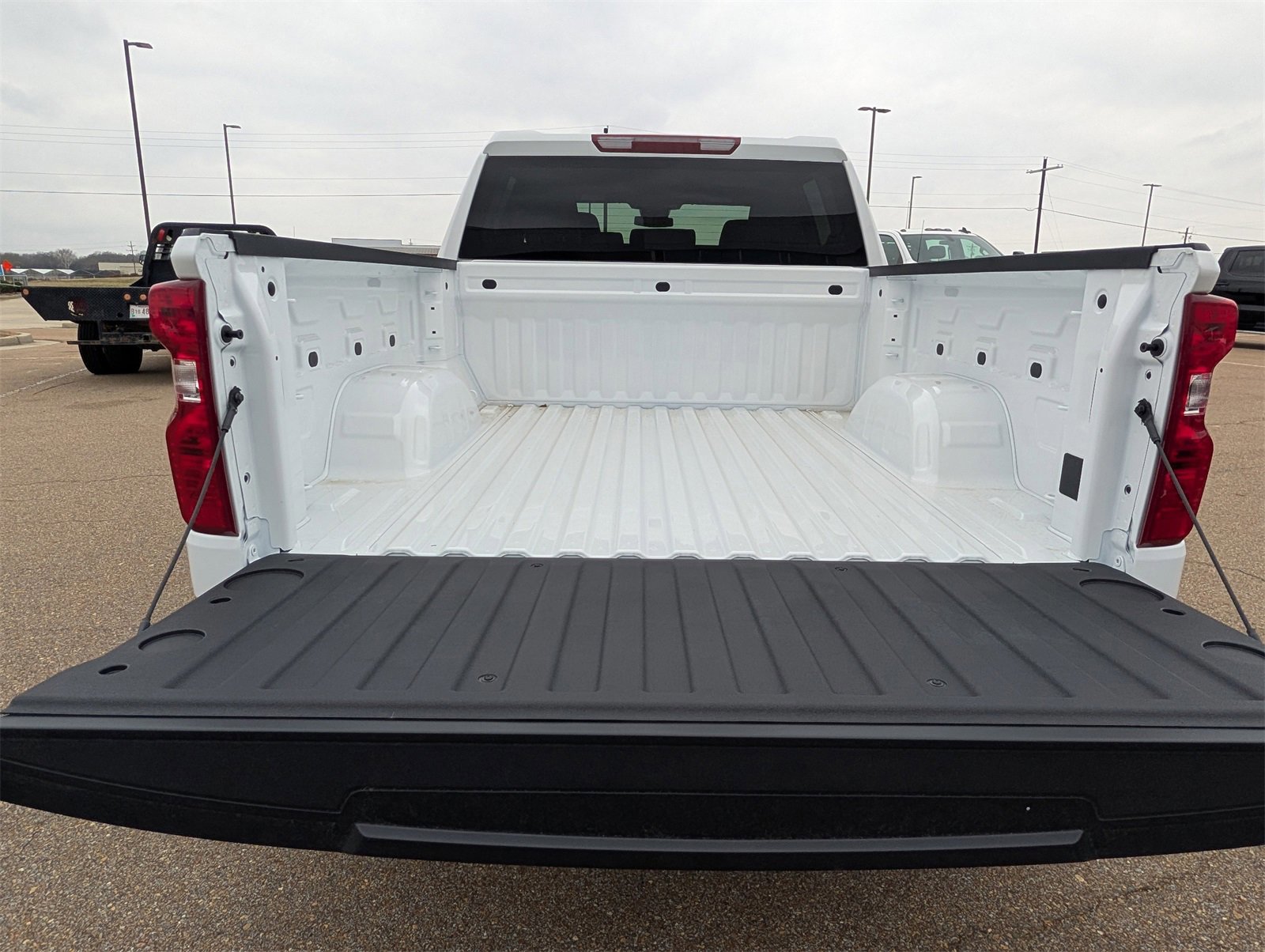 New 2026 Chevrolet Silverado 1500 W/T w/ WT Value Package image 22