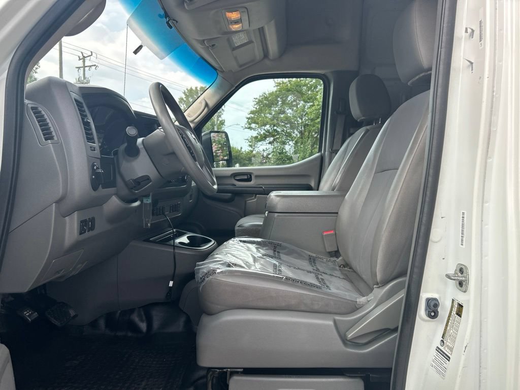 Used 2020 Nissan NV 2500 SV RWD image 16
