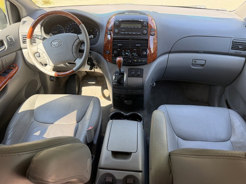 Used 2009 Toyota Sienna AWD image 20