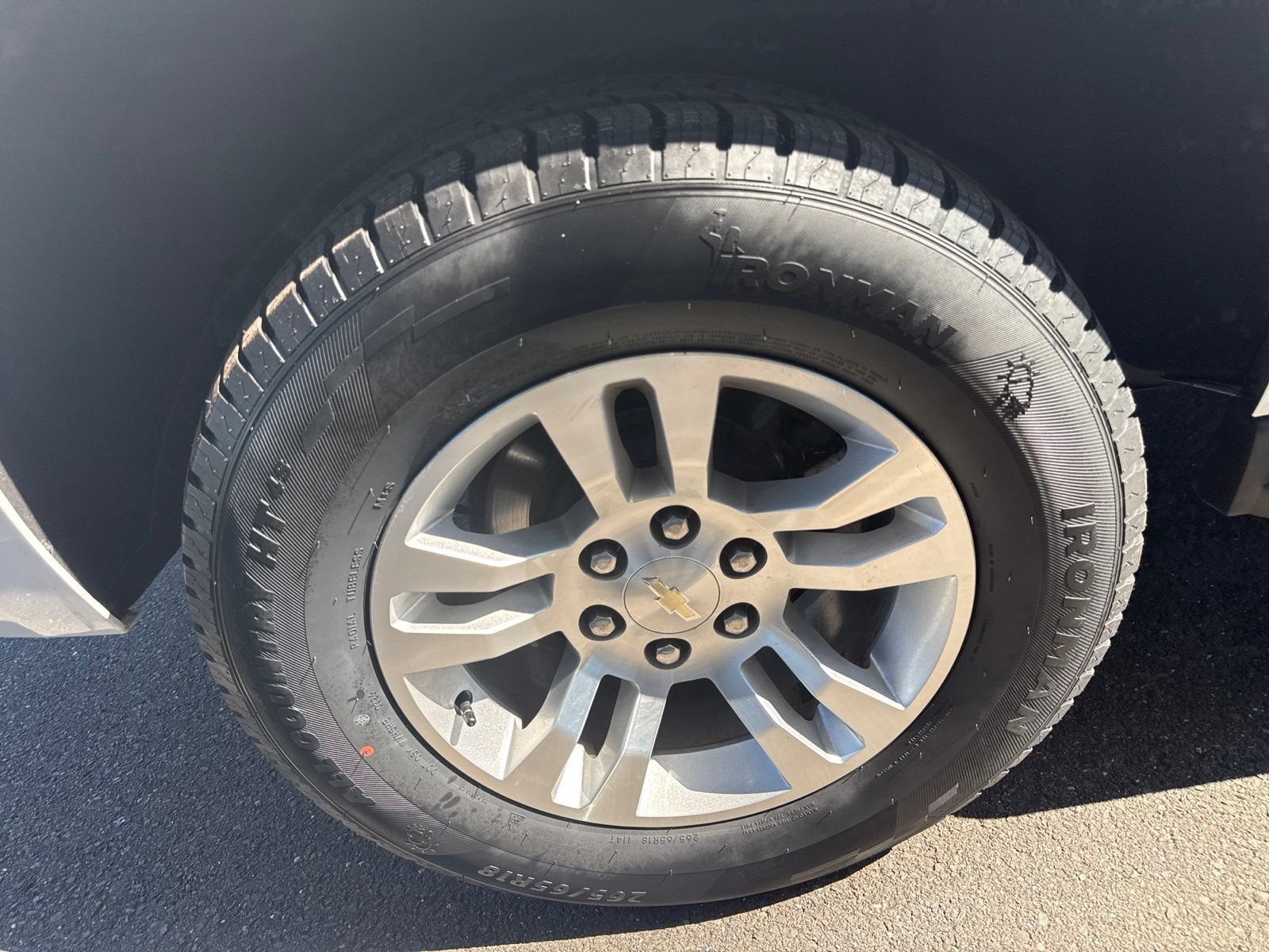 Used 2019 Chevrolet Tahoe LT w/ Luxury Package AWD/4WD image 13