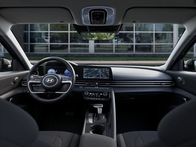 Used 2025 Hyundai Elantra SEL image 13