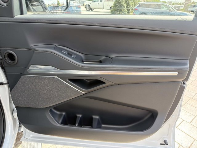 New 2025 Lincoln Navigator Reserve image 17