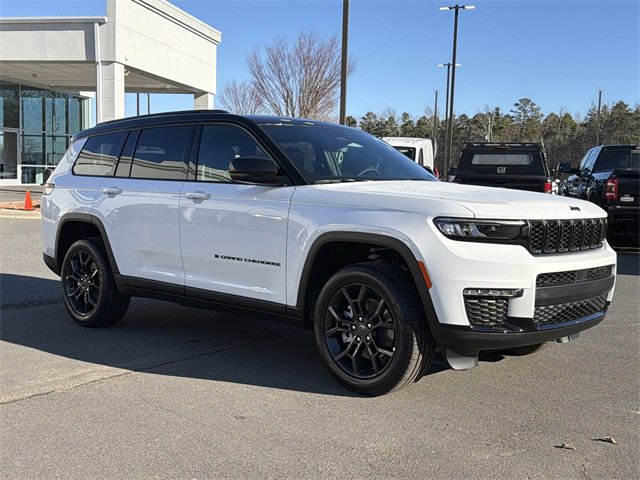 New 2025 Jeep Grand Cherokee L Limited image 13