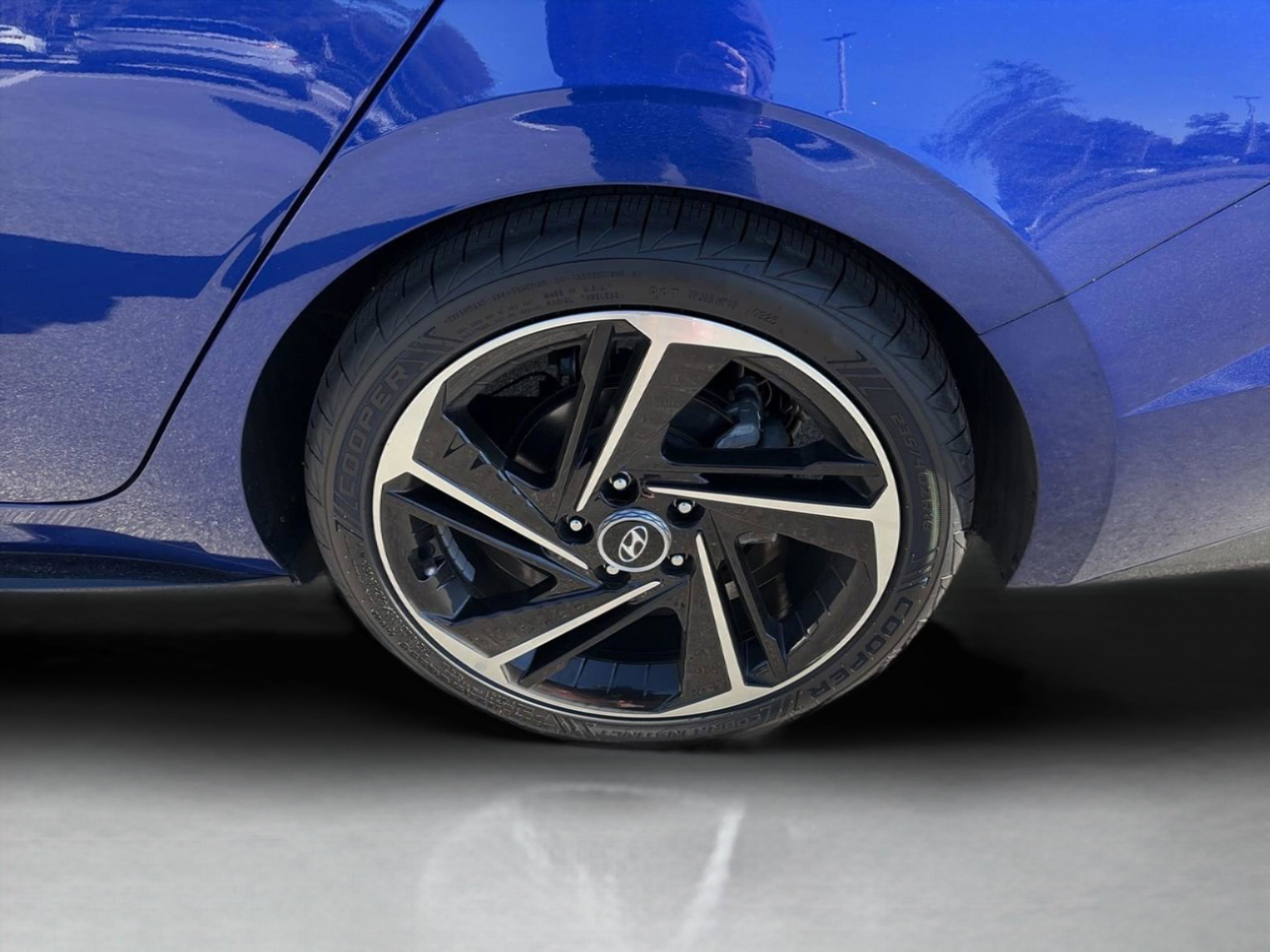 Certified 2022 Hyundai Elantra N Line image 31