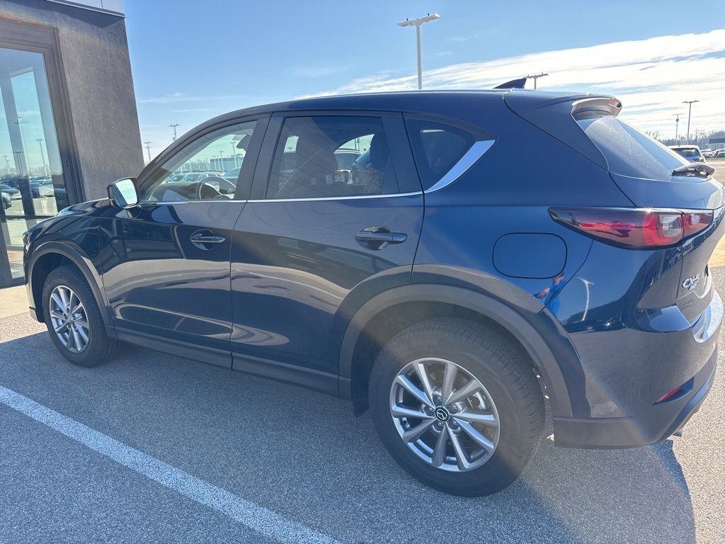 Used 2023 MAZDA CX-5 AWD 2.5 S w/ Preferred Package image 4
