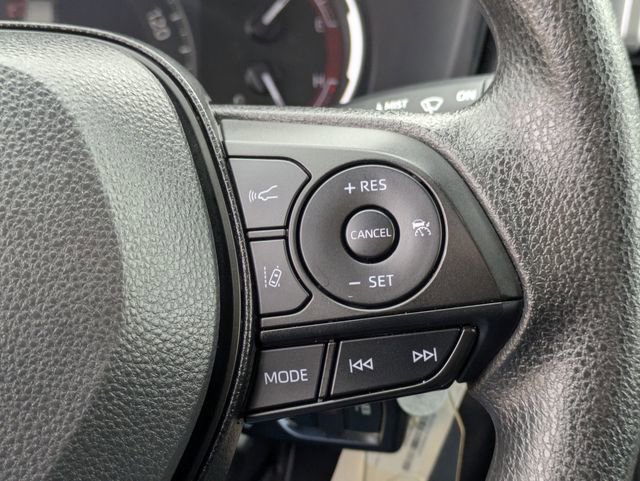 Used 2025 Toyota RAV4 LE image 19