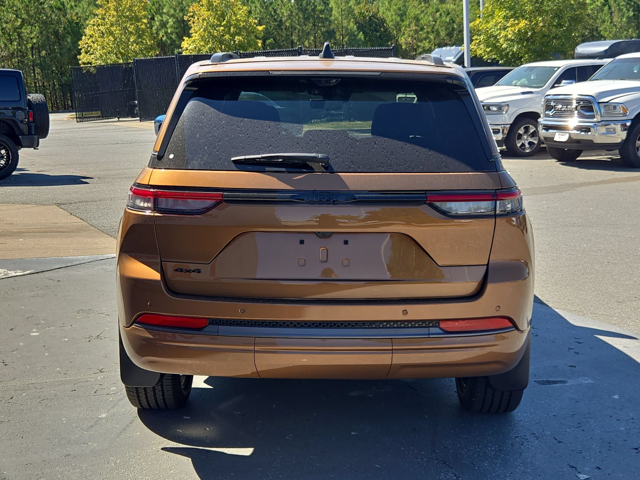 New 2027 Jeep Grand Cherokee Limited AWD/4WD image 6