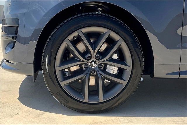 New 2025 Land Rover Range Rover Sport Dynamic SE image 15