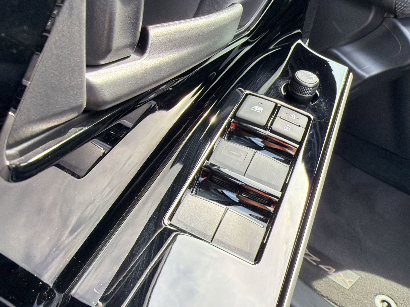 Used 2025 Toyota bZ4X FWD w/ Weather Package image 29