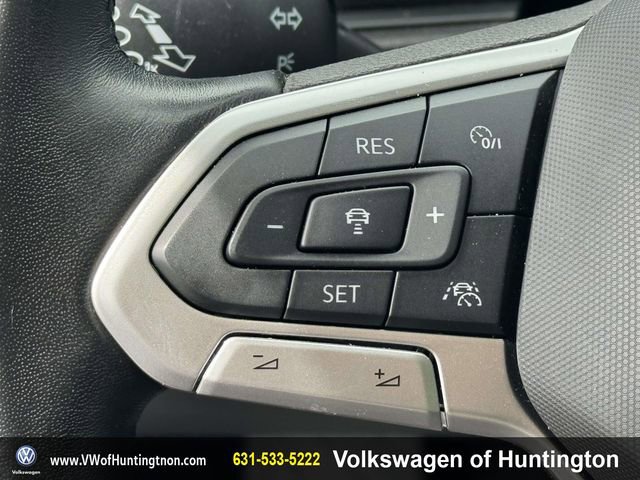 Certified 2023 Volkswagen Jetta SE w/ Panoramic Sunroof Package FWD image 19
