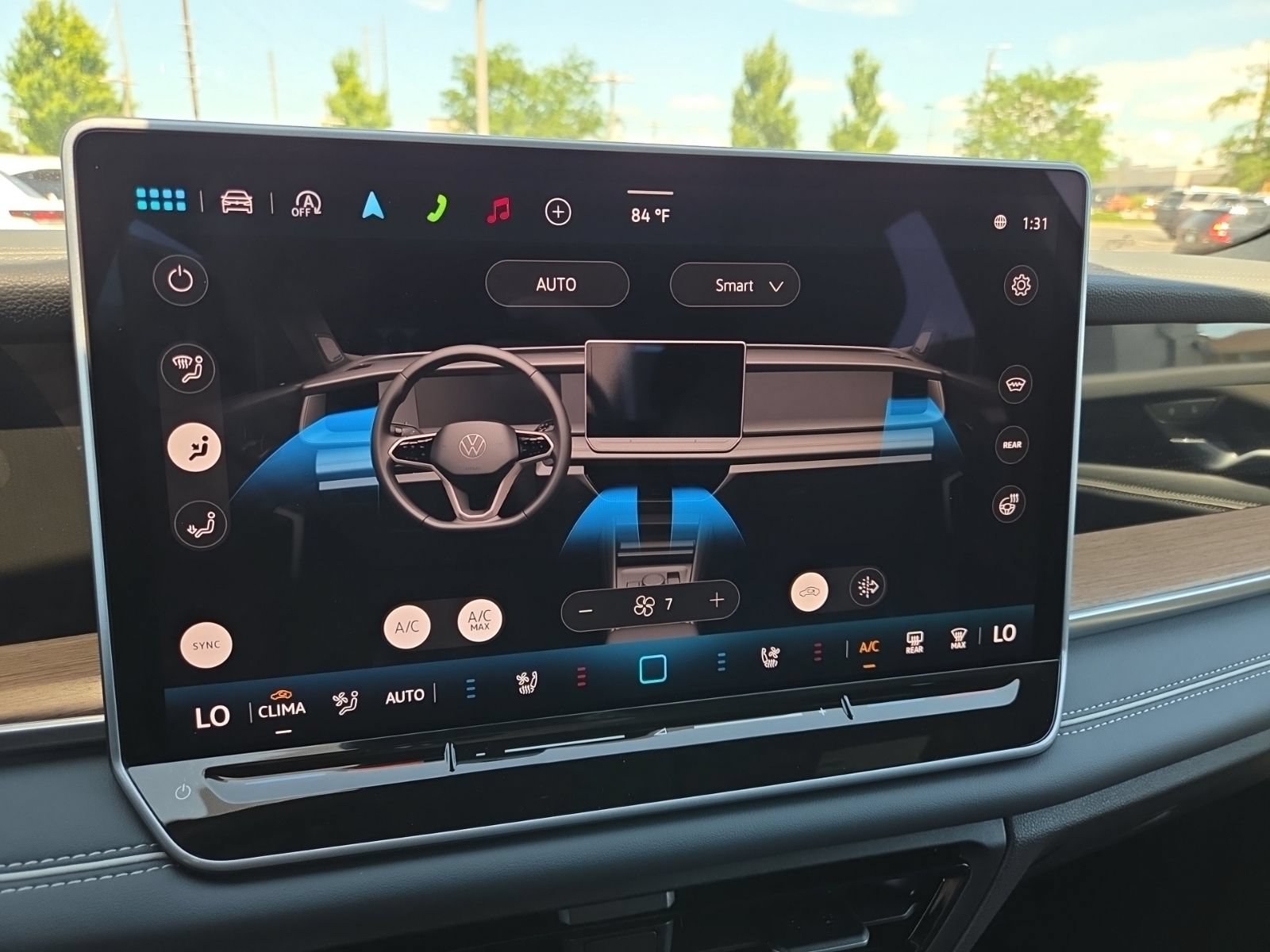 New 2026 Volkswagen Tiguan SEL R-Line AWD/4WD image 33