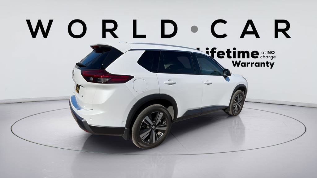 Used 2024 Nissan Rogue SL w/ SL Premium Package image 7