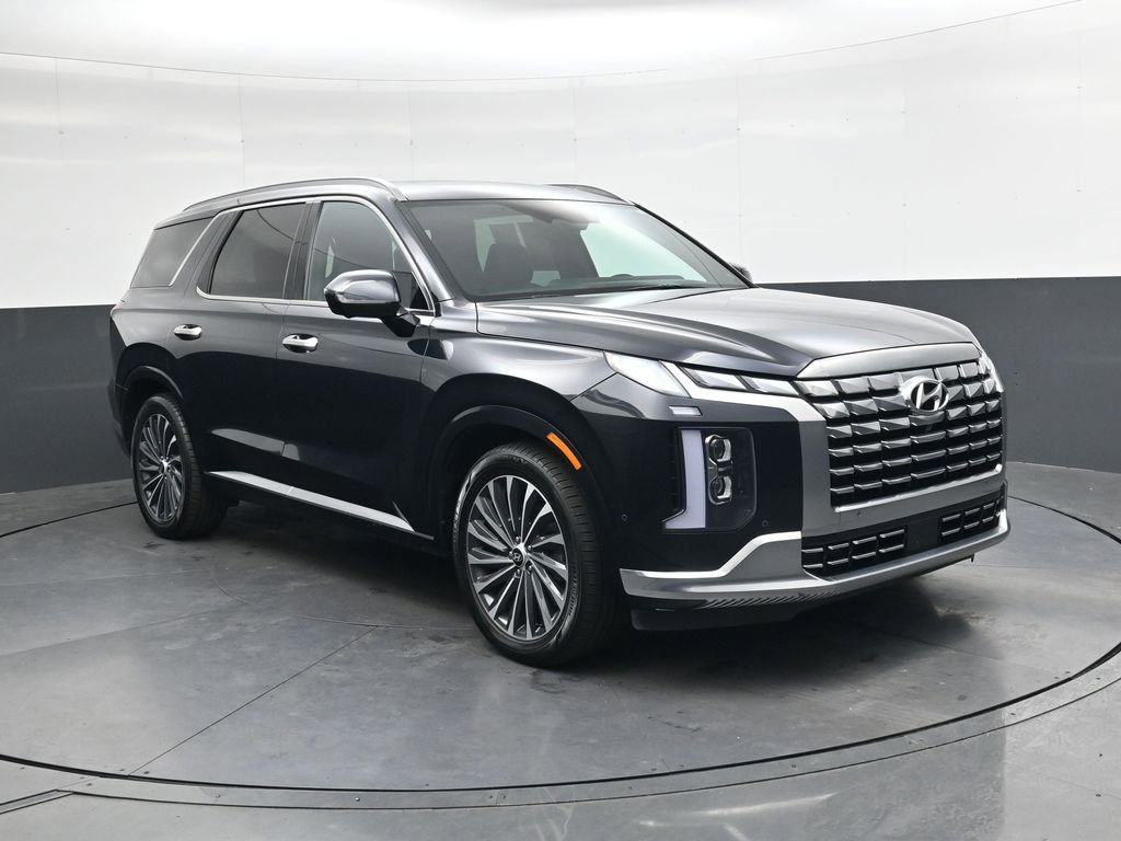 Used 2024 Hyundai Palisade Calligraphy image 1
