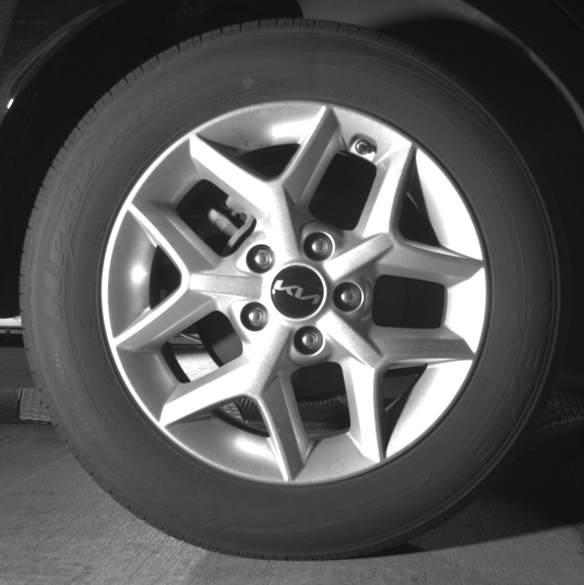 Used 2025 Kia Soul LX w/ LX Technology Package image 15