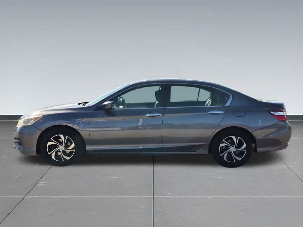 Used 2016 Honda Accord LX image 3