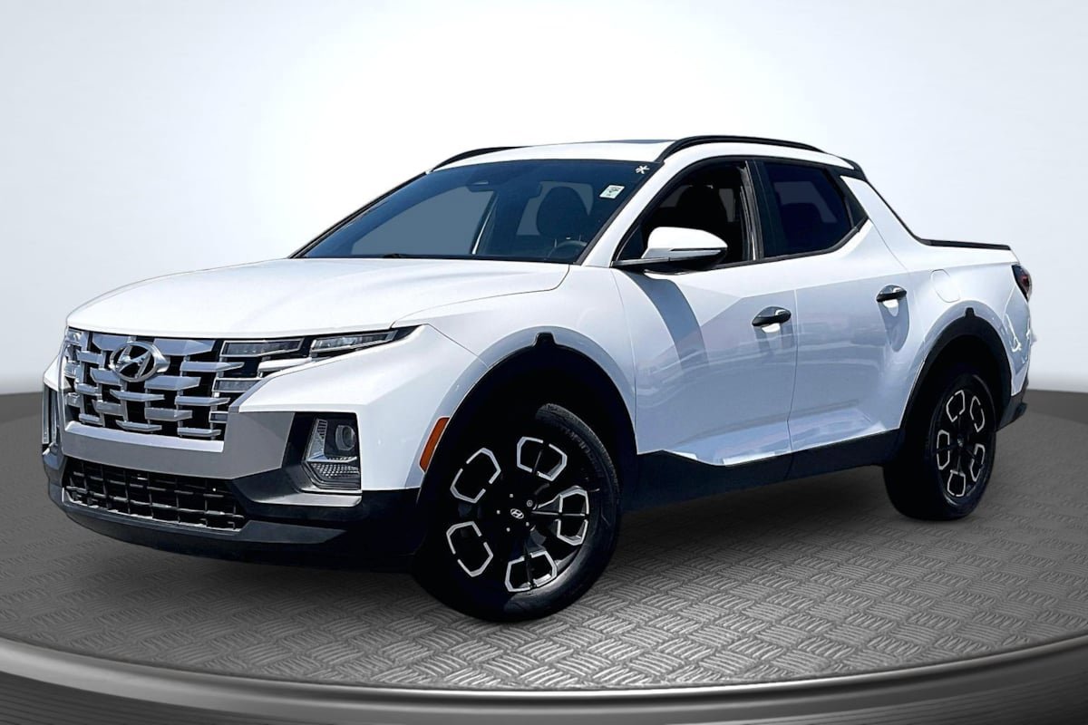 Used 2022 Hyundai Santa Cruz SEL w/ Activity Package FWD image 12