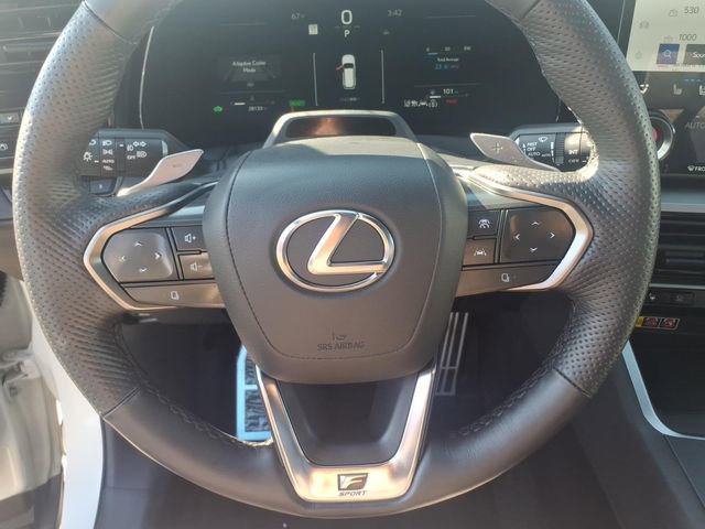 Used 2025 Lexus TX 500h AWD w/ Technology Package image 7