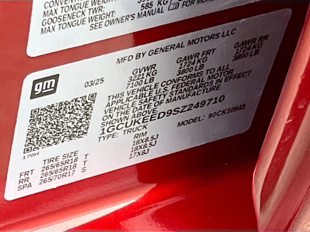 Used 2025 Chevrolet Silverado 1500 RST image 32