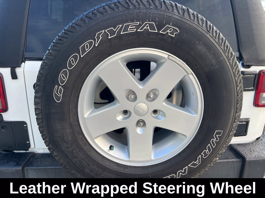Used 2015 Jeep Wrangler Unlimited Sport w/ Quick Order Package 24S AWD/4WD image 11