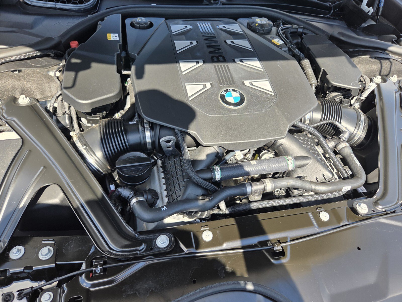 Certified 2026 BMW 760i xDrive w/ Executive Package AWD/4WD image 18