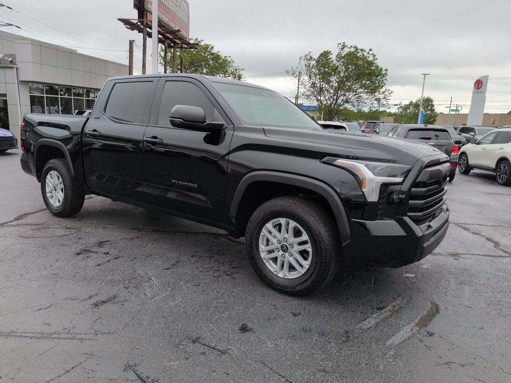 Used 2024 Toyota Tundra SR5 RWD image 7