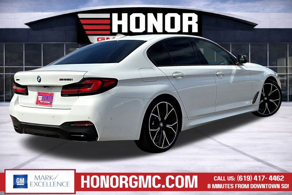 Used 2023 BMW M550i xDrive image 6