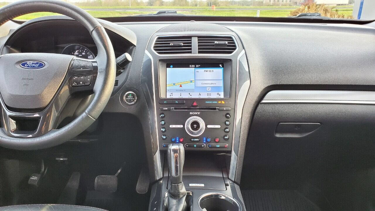 Used 2018 Ford Explorer Sport w/ Equipment Group 401A image 15
