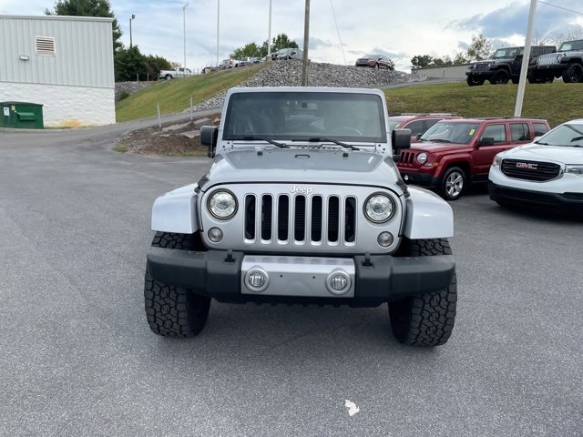 Used 2017 Jeep Wrangler Unlimited Sahara w/ Dual Top Group image 3