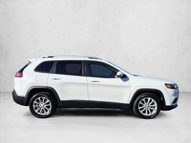 Used 2020 Jeep Cherokee Latitude FWD image 4