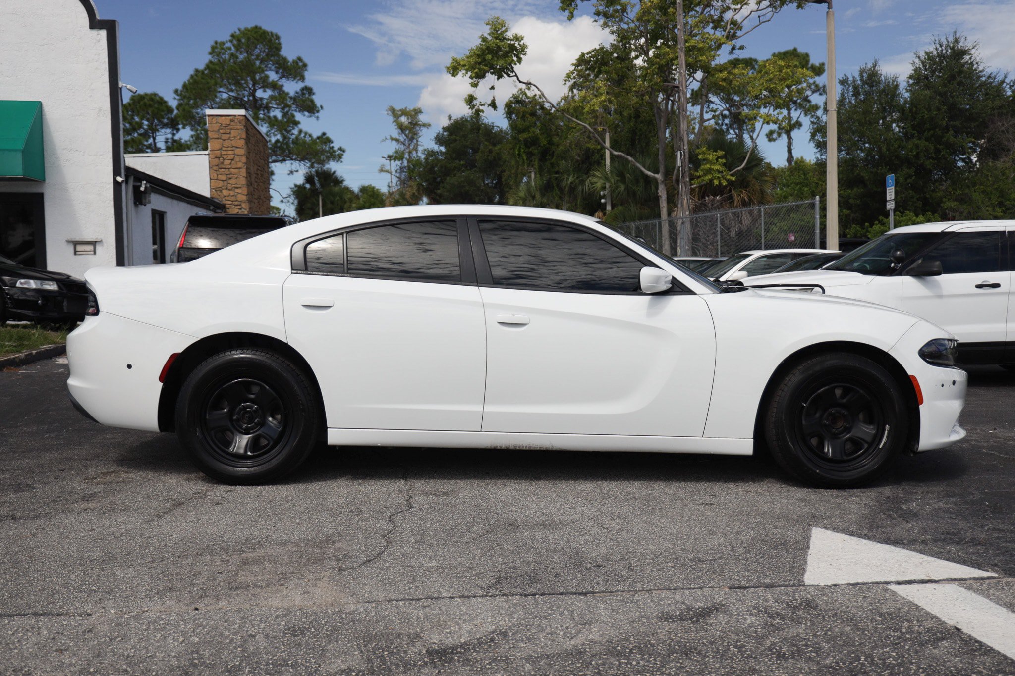 Used 2019 Dodge Charger Police w/ Fleet Safety Group RWD image 17