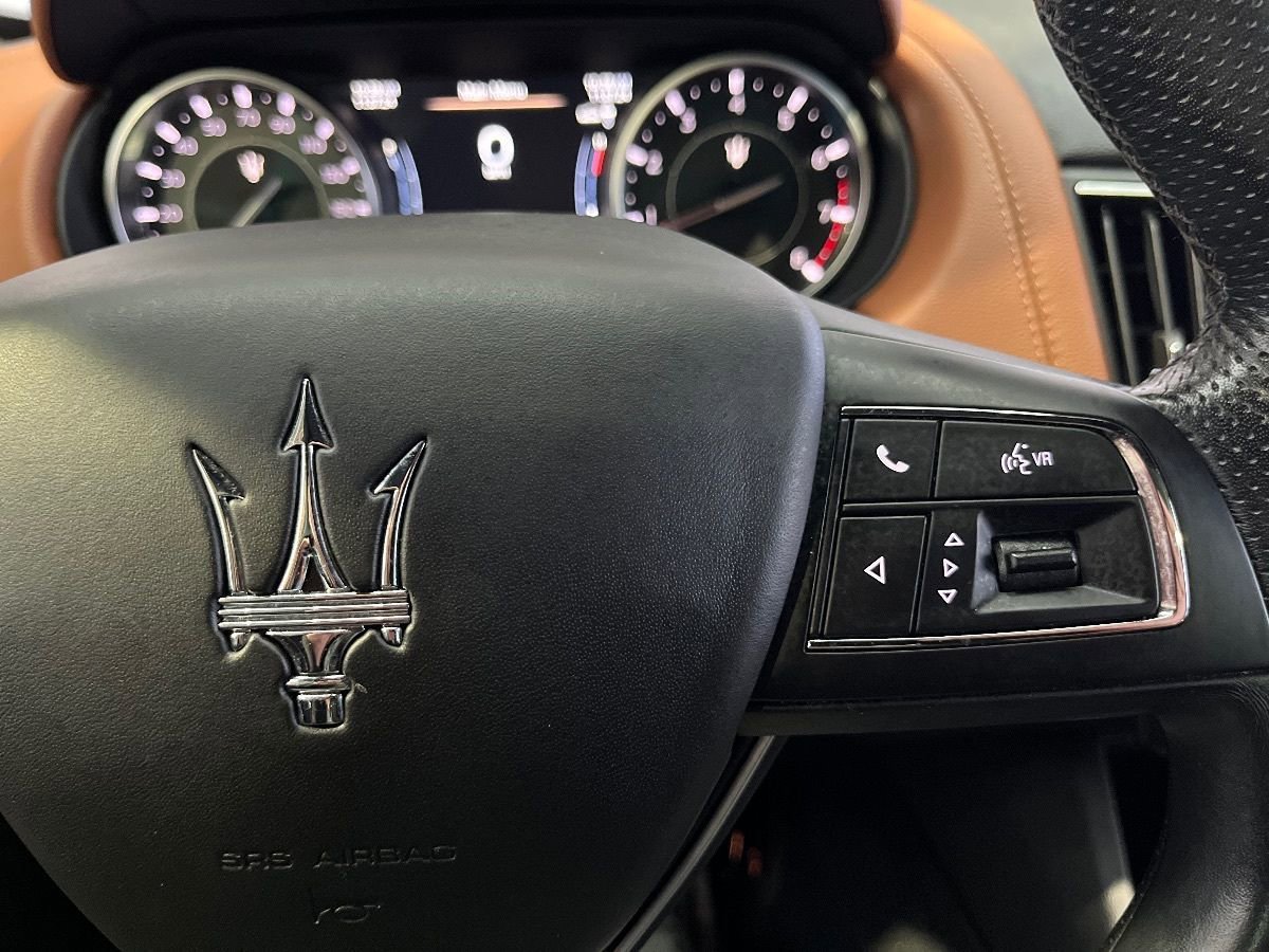 Used 2021 Maserati Levante AWD/4WD image 13