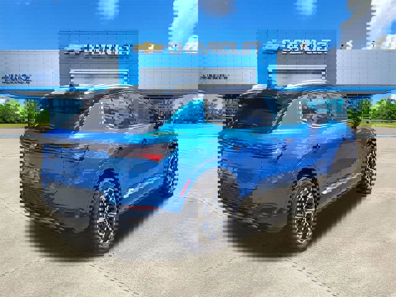 New 2025 Chevrolet Equinox EV LT image 4