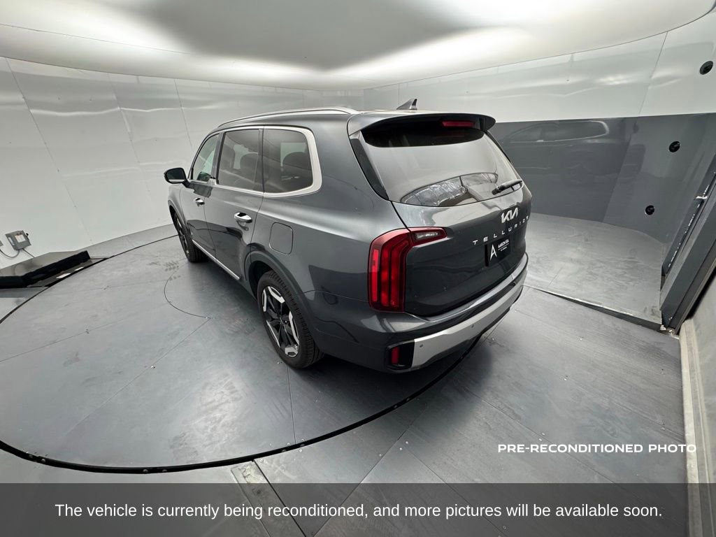Used 2024 Kia Telluride S w/ S Sunroof Package AWD/4WD image 3