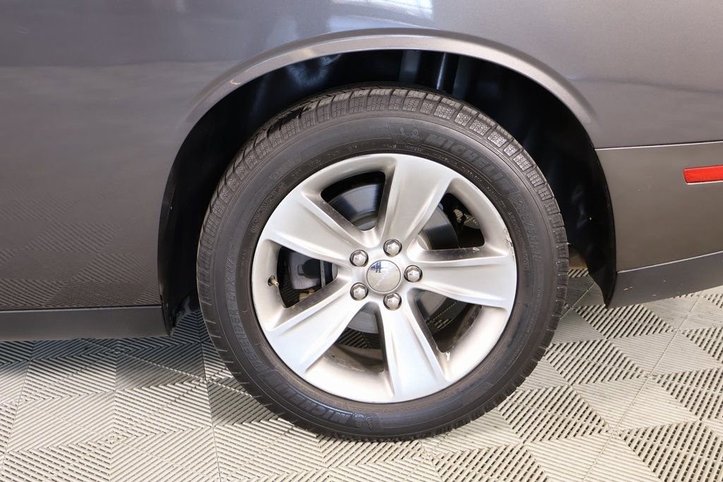 Used 2020 Dodge Challenger SXT w/ Cold Weather Group image 17