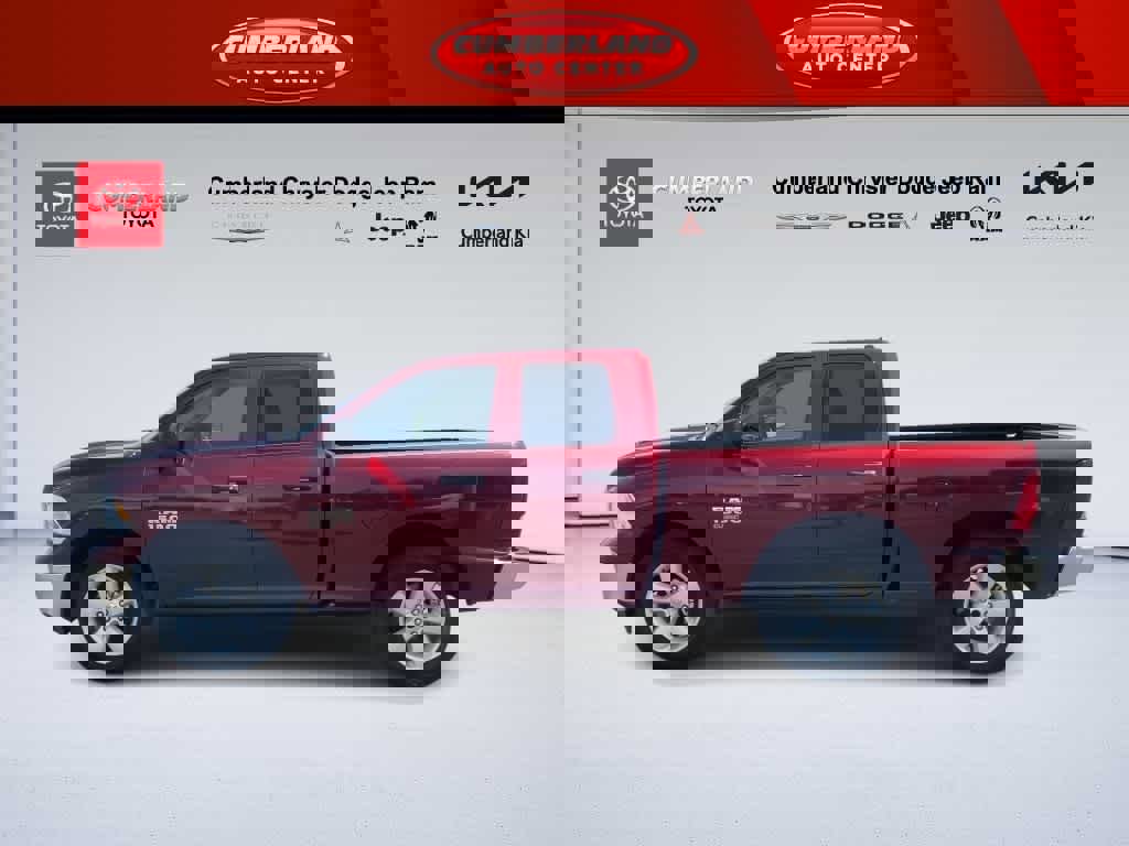 Used 2024 RAM 1500 Classic SLT image 5