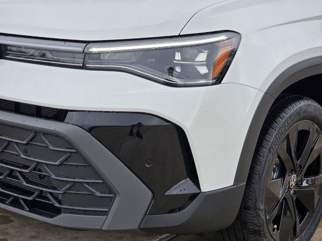 New 2026 Volkswagen Taos SE FWD image 7