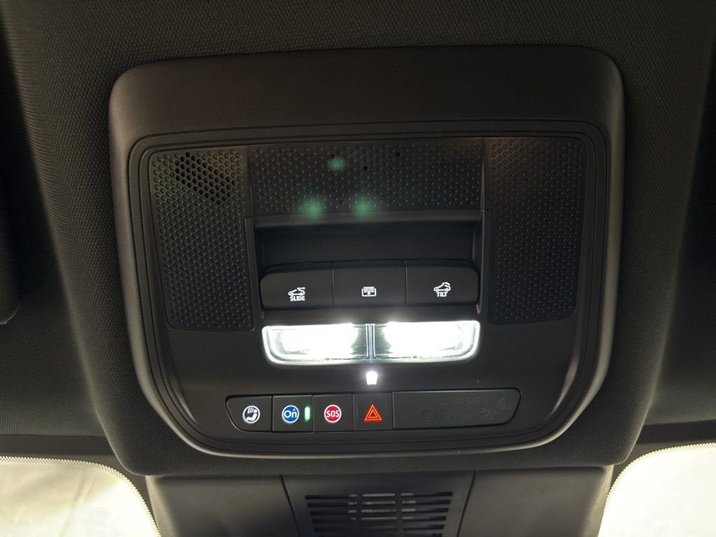 New 2026 Chevrolet Blazer EV LT AWD/4WD image 19