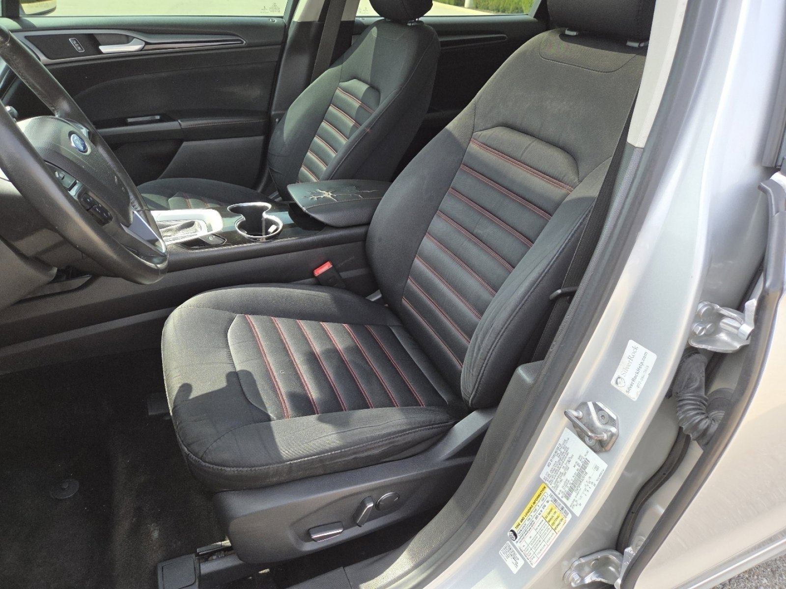 Used 2016 Ford Fusion SE image 21