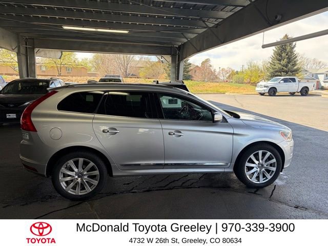 Used 2017 Volvo XC60 T5 Inscription w/ Preferred Option Package image 9