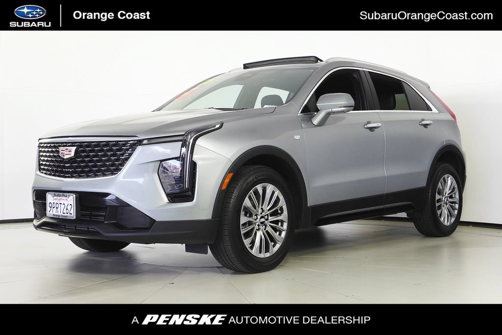 Used 2025 Cadillac XT4 Premium Luxury FWD image 1
