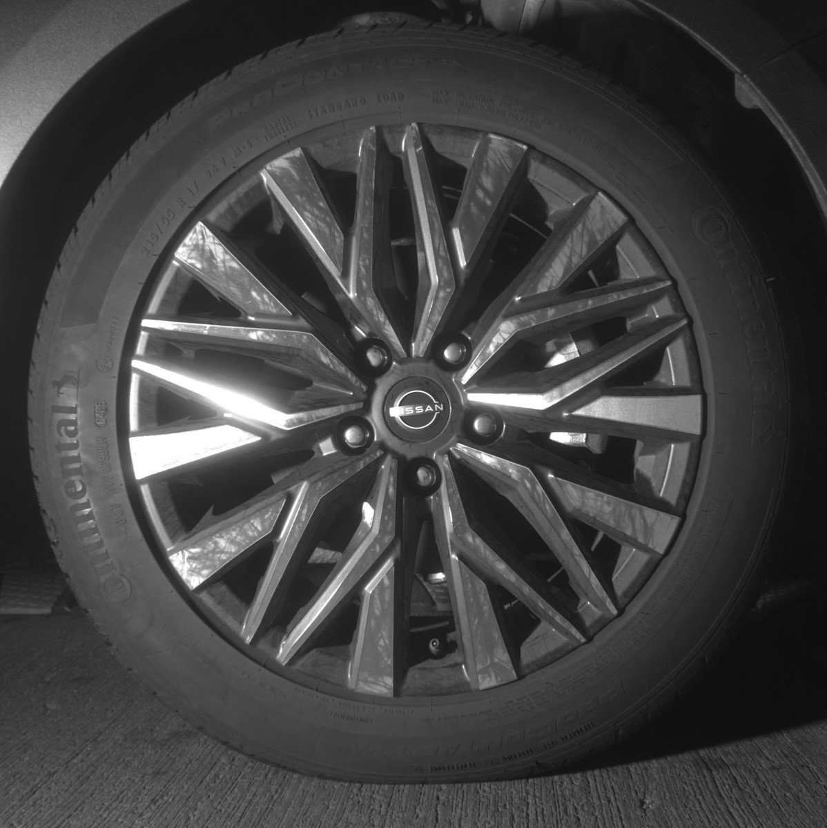 Used 2025 Nissan Altima 2.5 SV image 13