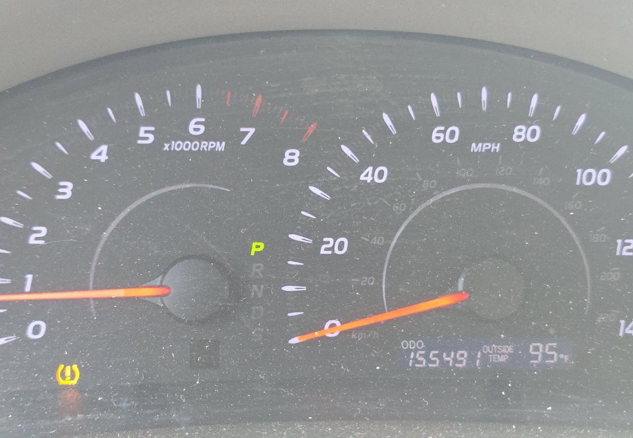 Used 2010 Toyota Camry LE FWD image 12