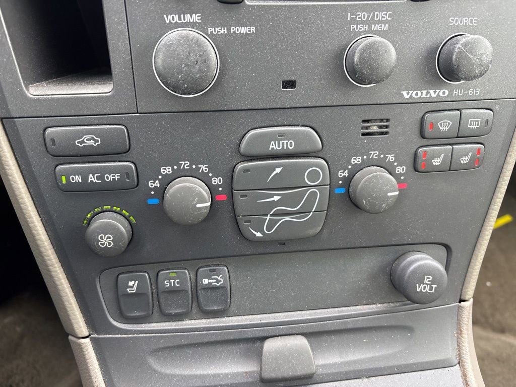 Used 2003 Volvo S60 2.4T image 24